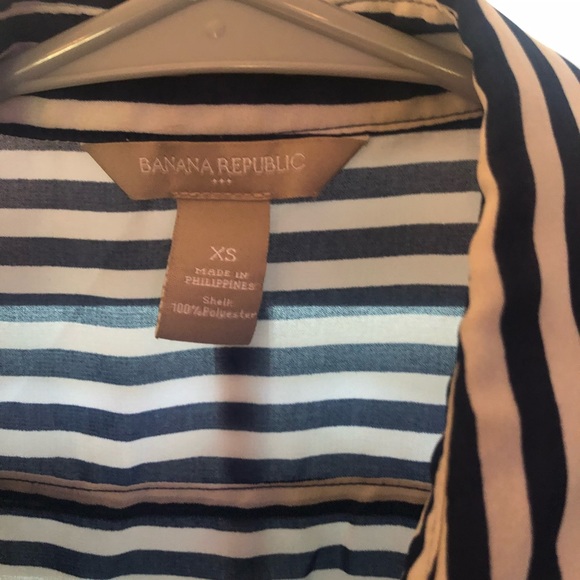 Banana republic striped sleeveless top - Picture 2 of 2